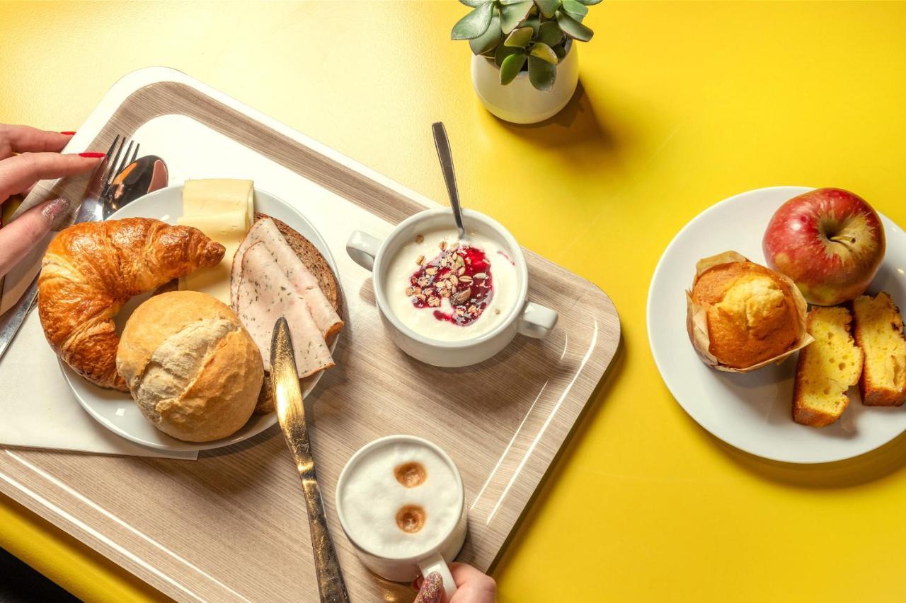 Ibis Styles Namur Ngoại thất bức ảnh