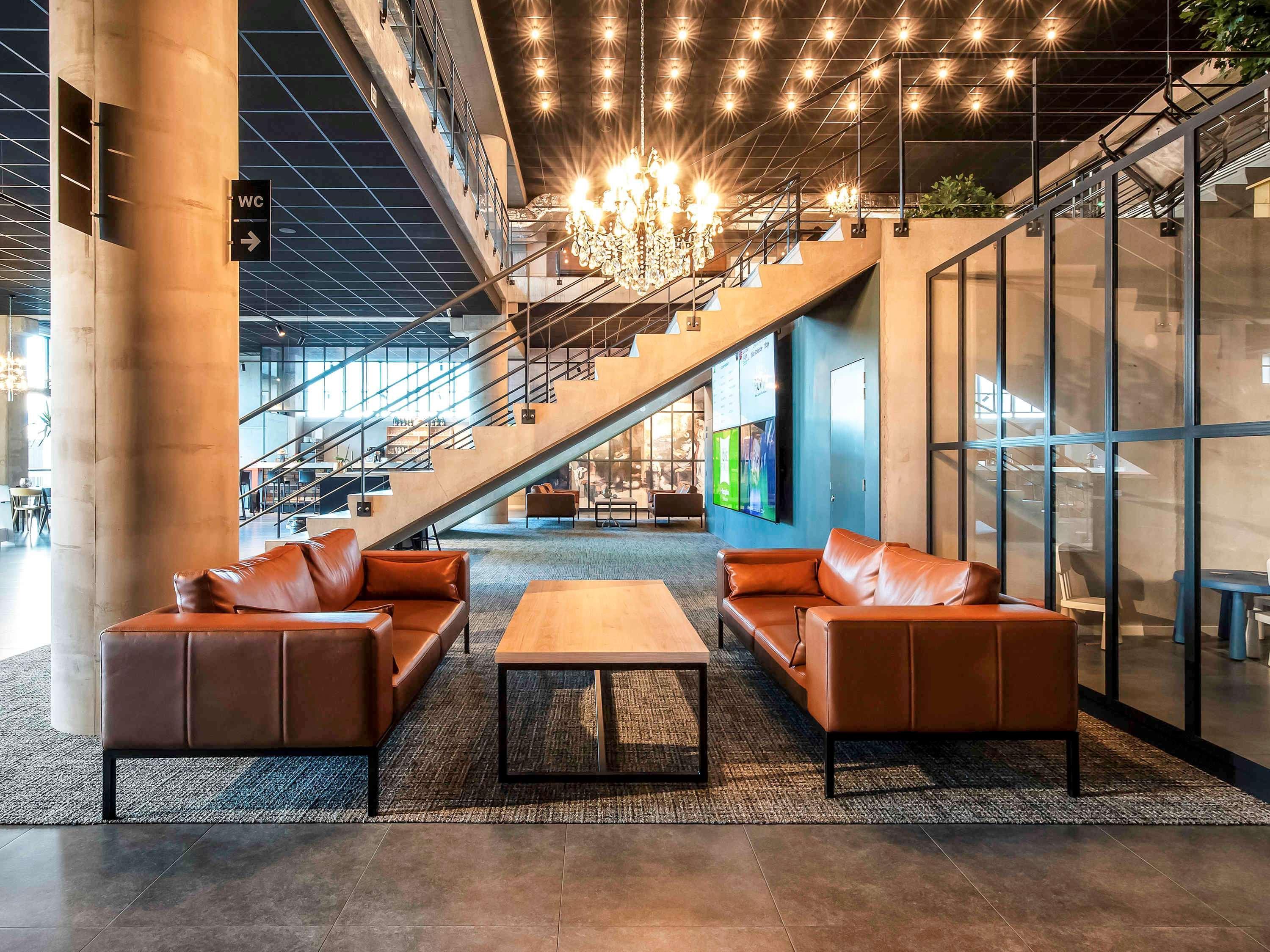 Ibis Styles Namur Ngoại thất bức ảnh